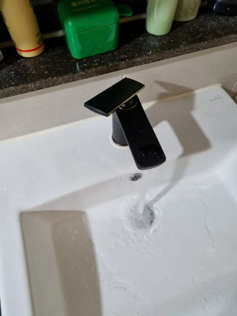 세면대 수전 교체 8